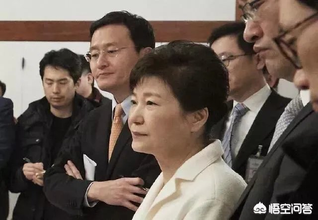 66岁朴槿惠拘捕期限再延长,你认为朴槿惠还要被拘捕多久?