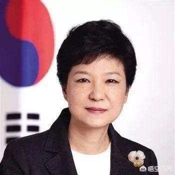 66岁朴槿惠拘捕期限再延长,你认为朴槿惠还要被拘捕多久?