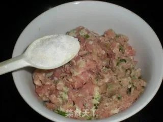 烫面蒸饺