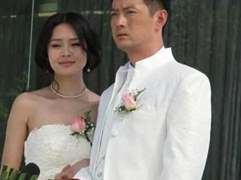 于明加老公个人简历盘点 门第女主角家庭背景解析