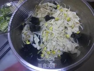 麻辣鸭头