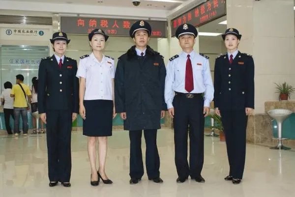 国税局一般上班时间是几点?