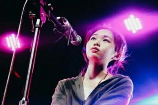 花粥歌曲排行-花粥最出名的歌曲,出山上榜,第九首最催泪