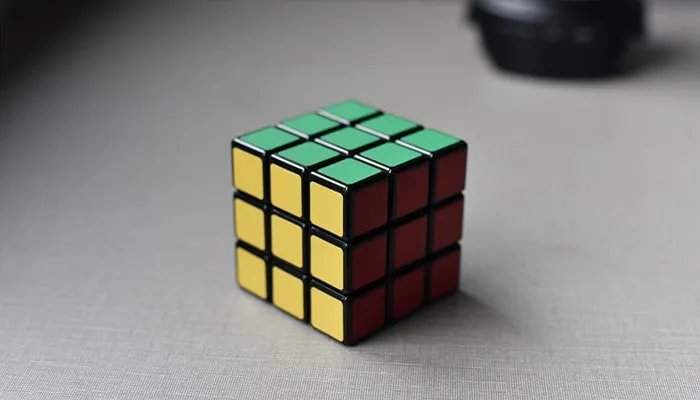 3x3魔方口诀七步公式 3x3魔方口诀七步公式有哪些